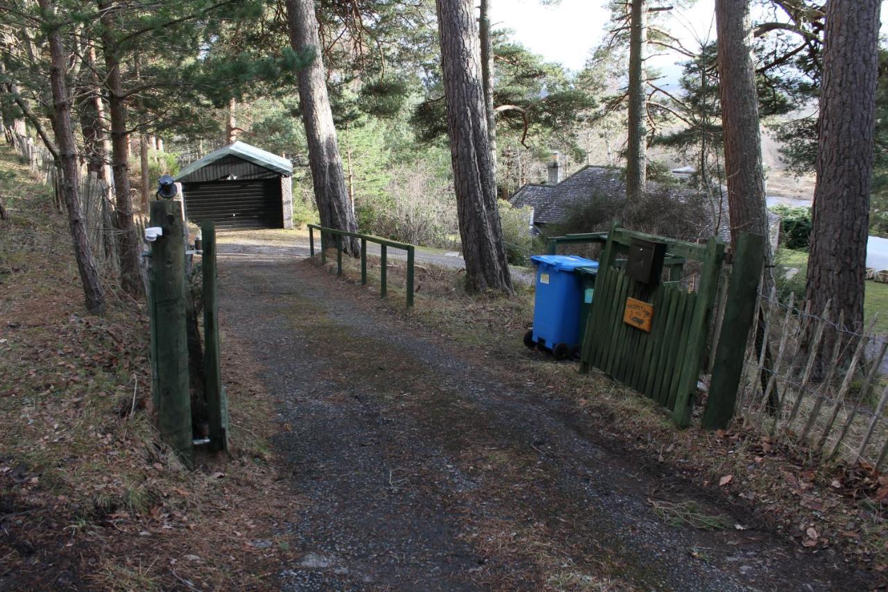 Amazing Cottage With Private Indoor Swim Pool And Hot Tub Grantown-on-Spey Luaran gambar