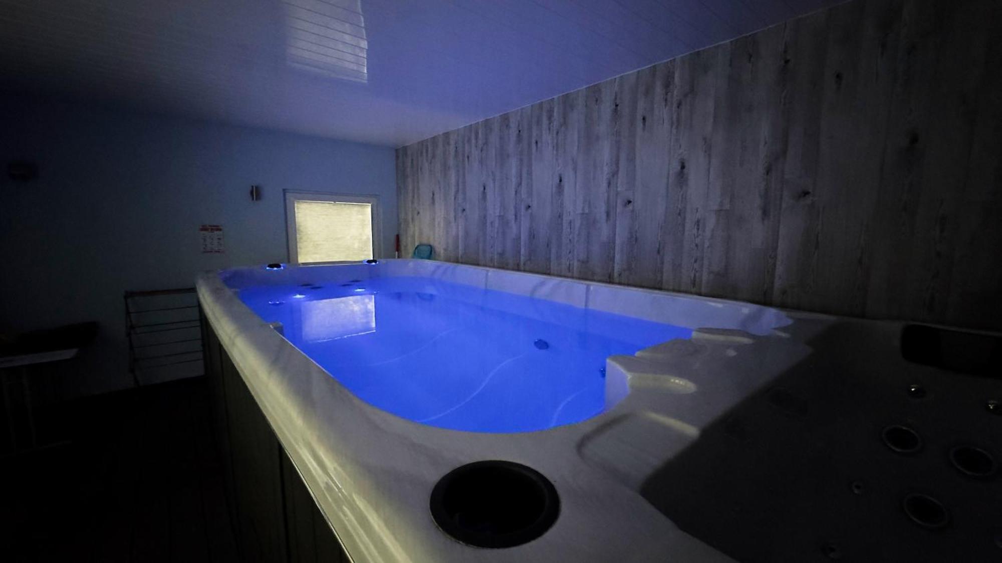 Amazing Cottage With Private Indoor Swim Pool And Hot Tub Grantown-on-Spey Luaran gambar