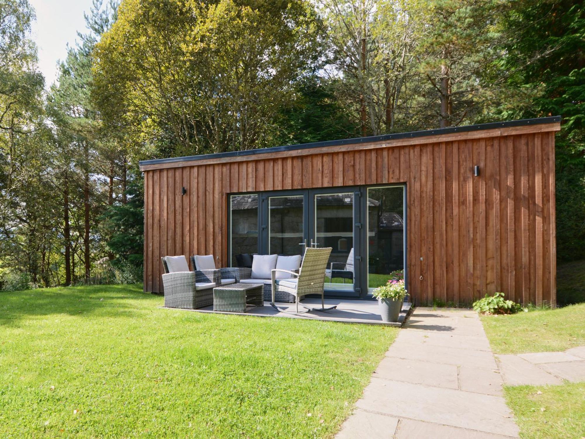 Amazing Cottage With Private Indoor Swim Pool And Hot Tub Grantown-on-Spey Luaran gambar